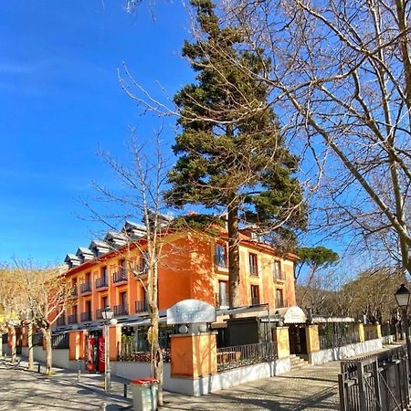 Hospedium Hotel Los Lanceros San Lorenzo de El Escorial Extérieur photo